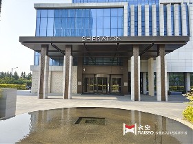 西安高新喜來(lái)登酒店兩翼旋轉(zhuǎn)門